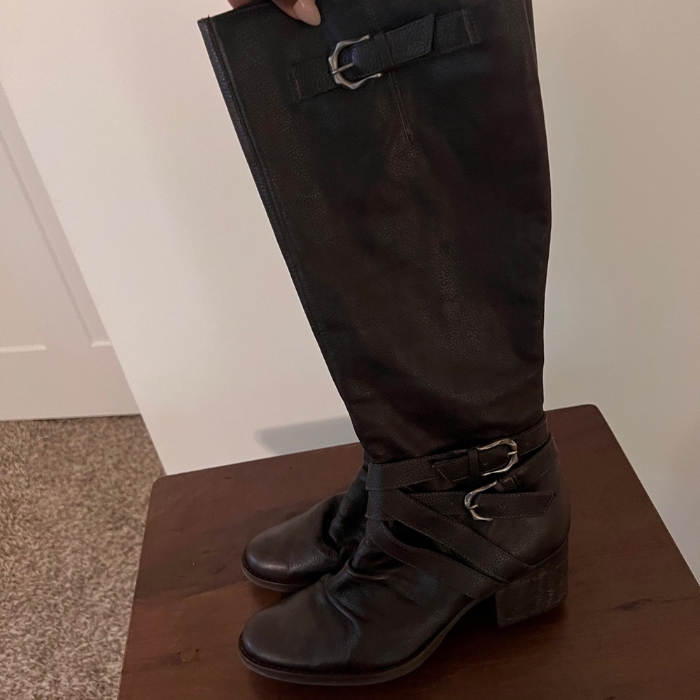 Black Leather Knee-High Boots